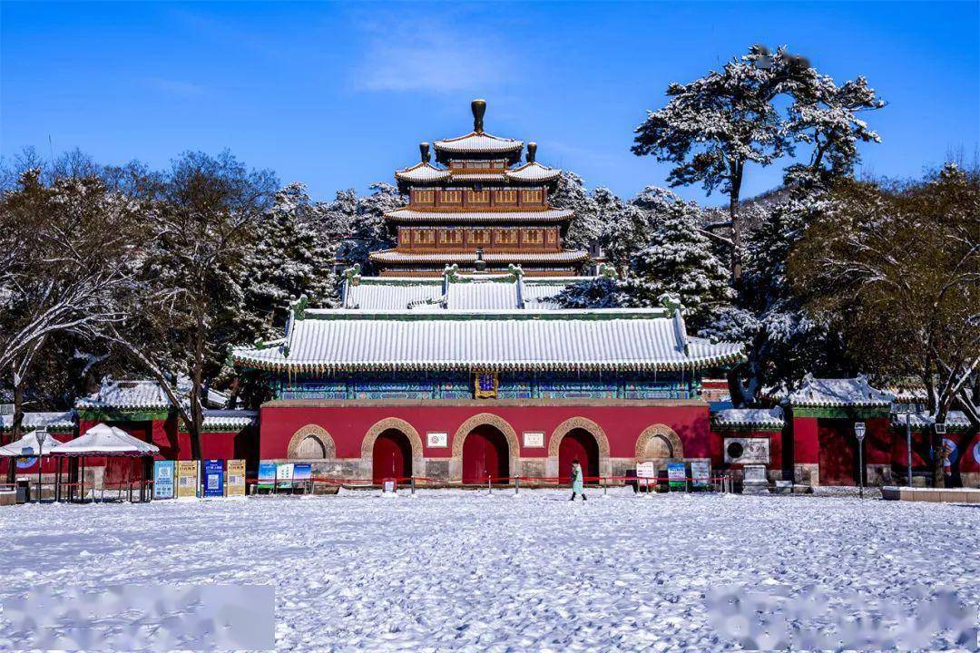 承德避暑山庄雪景图片