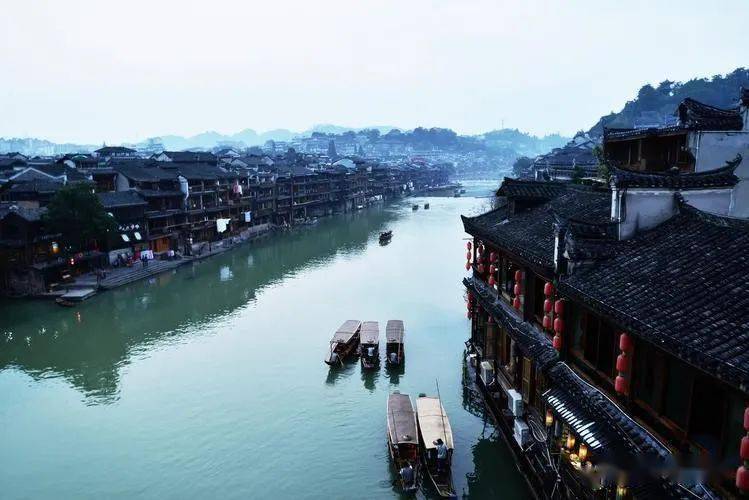 67沈从文:黔小景