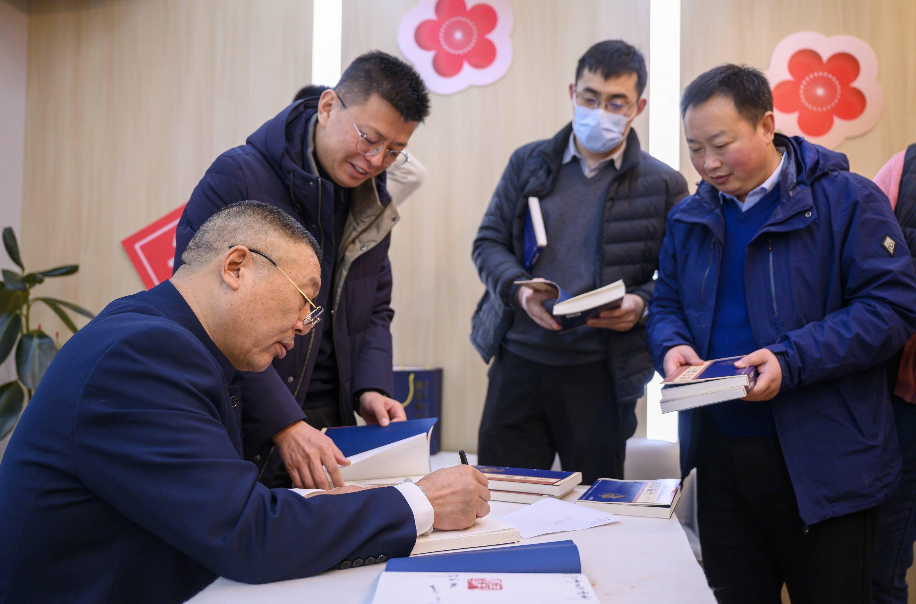 许守权《说词解字》新书在南京首发_文化_汉字_活动