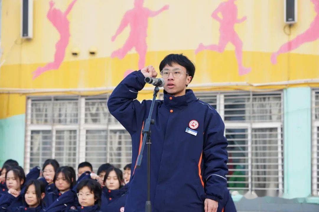 要闻回顾一,12月5日,山东潍坊天立学校学区校长王品章一行六人到保定