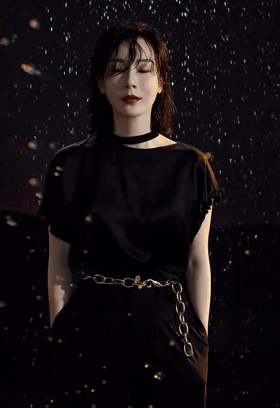 42岁陈数,体重只有92斤,瘦身与保养原来只有简单的"4点"!