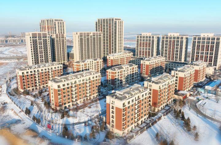 融创·冰雪影都全力以赴"保交付" 2700余户业主顺利入住_工作_项目