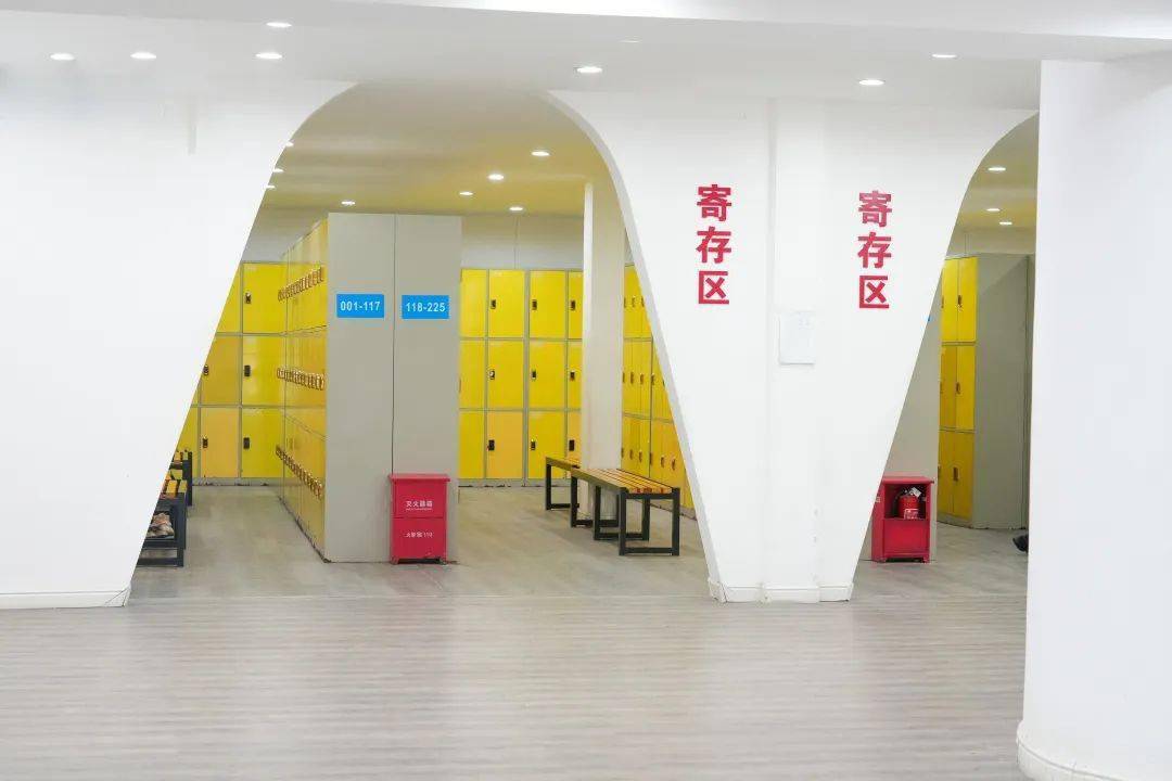 快来商量岗滑雪场享受滑雪乐趣!_宁波_雪板_专业