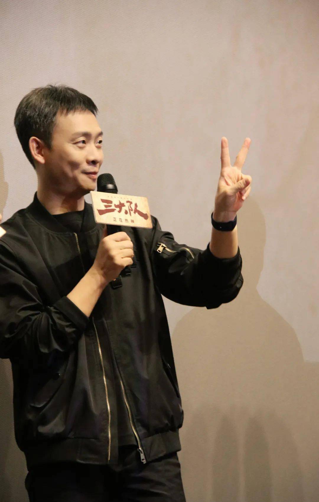 由戴墨执导,张译 / 李晨 / 魏晨 / 曹炳琨 / 张子贤/王骁主演的现实