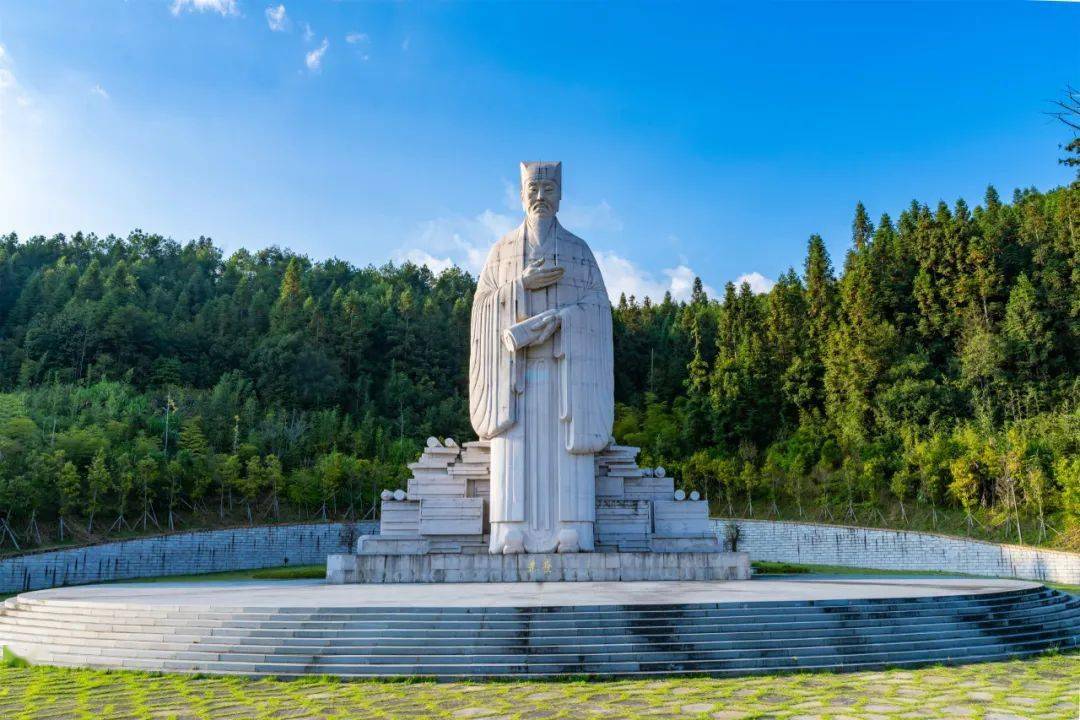 村即可,黄村卧佛位于毛家洲观景台,可从三才峰观景台自驾直达99门票