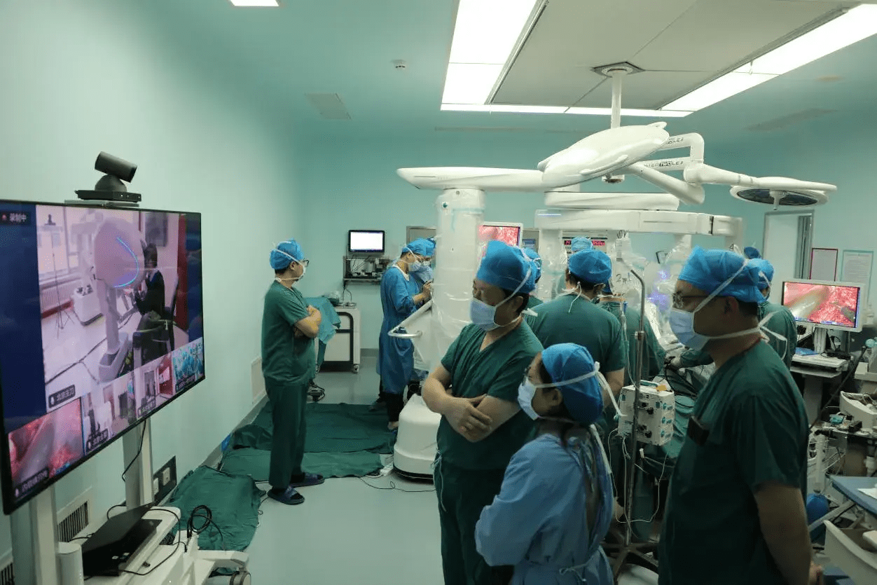 安徽完成首例5g远程机器人辅助手术_患者_团队_医疗