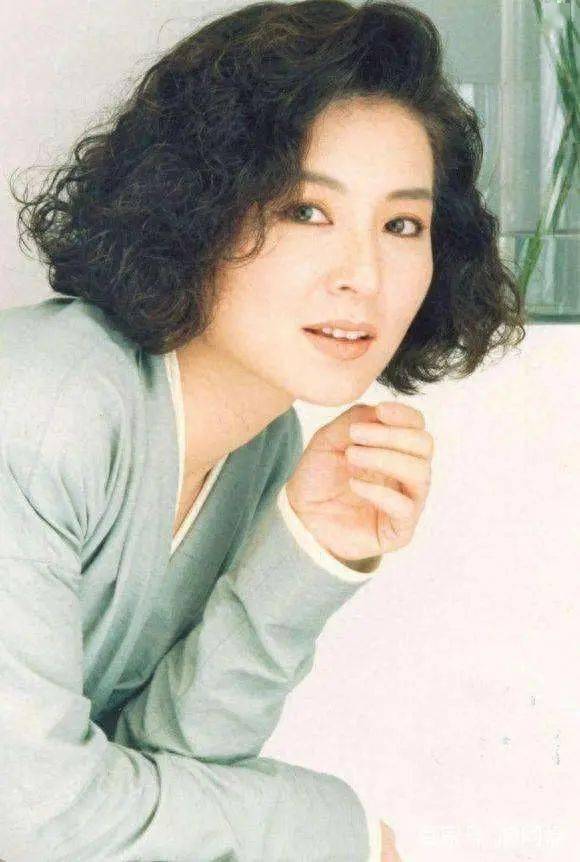一代"天后"陈淑桦落幕:无性无爱,流浪街头衣冠不整,无人识!