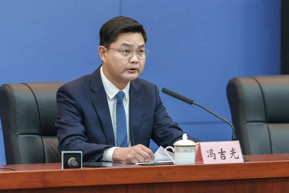 彭水自治县委常委,宣传部部长冯吉光表示,近年来,全县以做好"九苗""