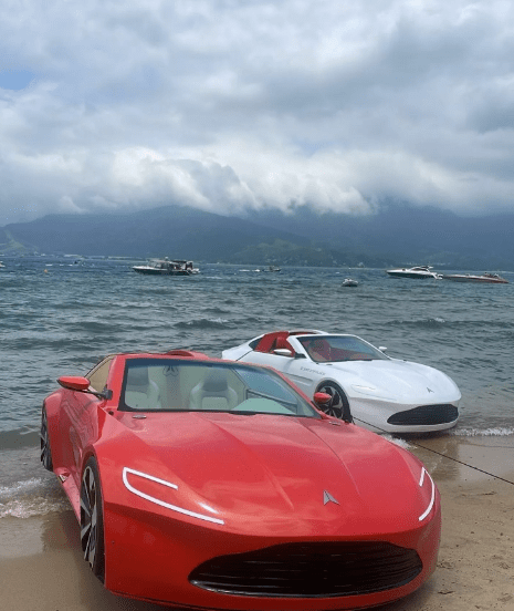 水上超跑:阿斯顿马丁风格的水上运动艇惊艳登场