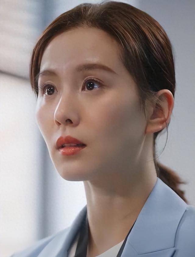 新剧播完还未一个月,再看刘诗诗在内娱的处境,高圆圆全说对了_时尚_女