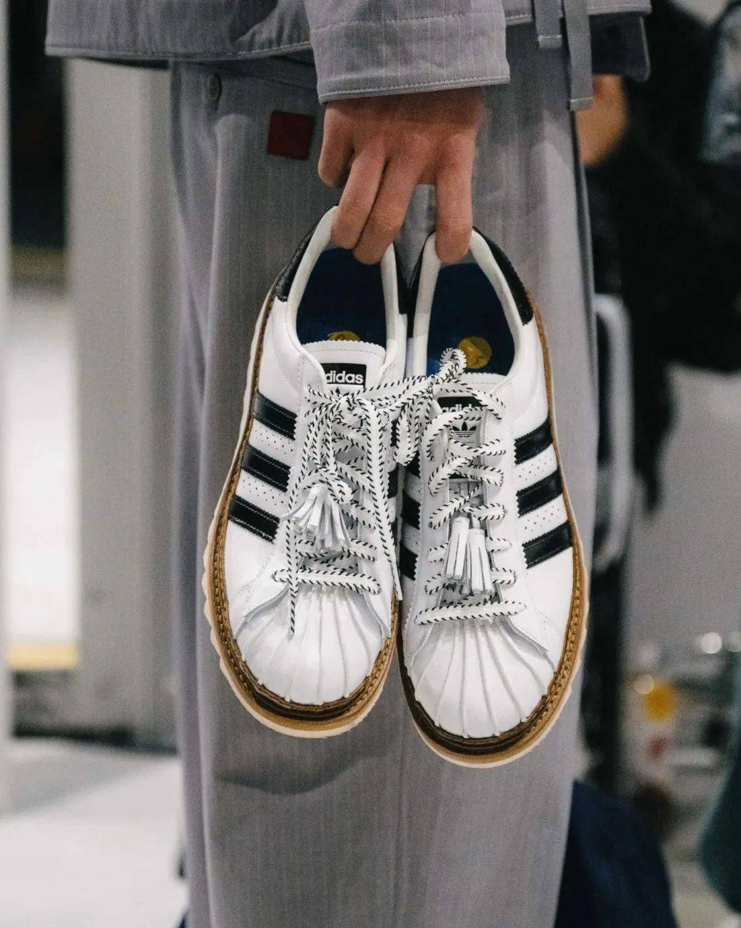 「那个男人」上脚的 nike 你见过吗?_air_yeezy_force