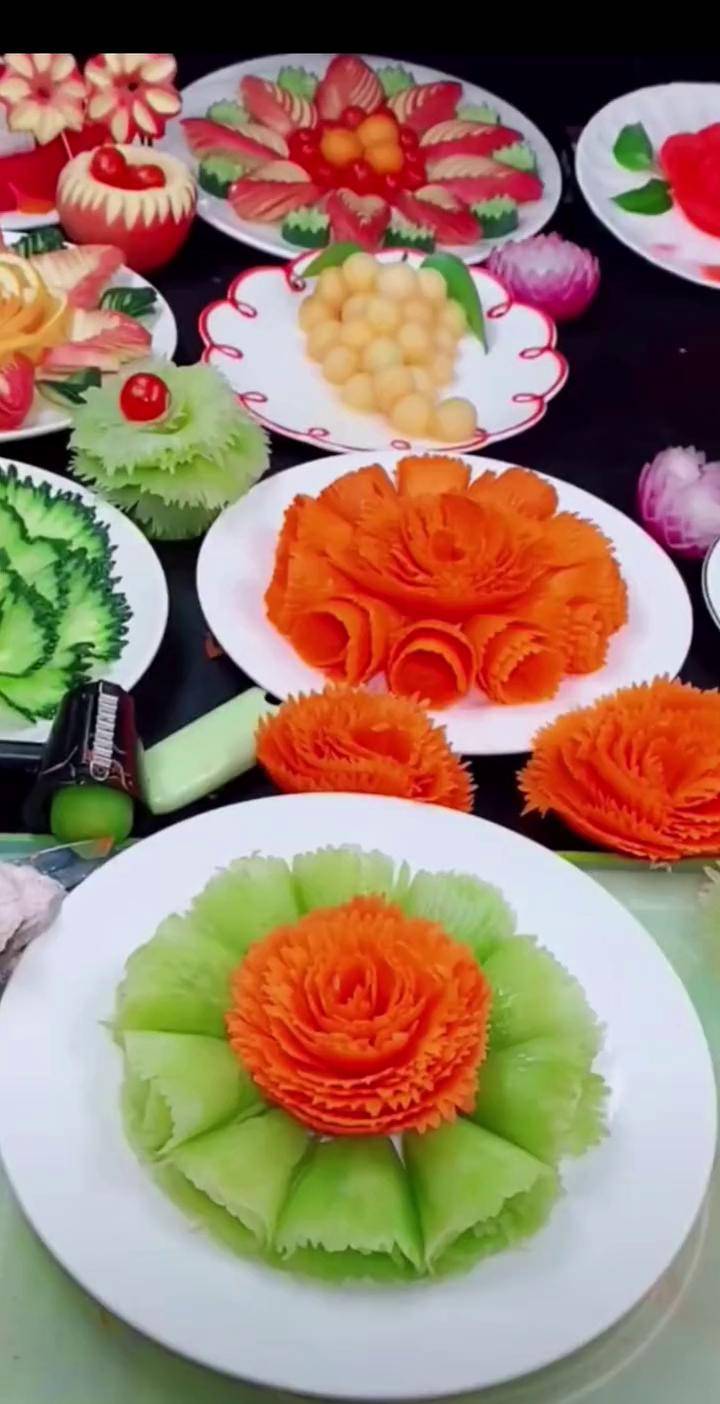 酒店大厨多在使用的卷花刀,蔬菜瞬间变成一道美食,适合厨房小白使用摆