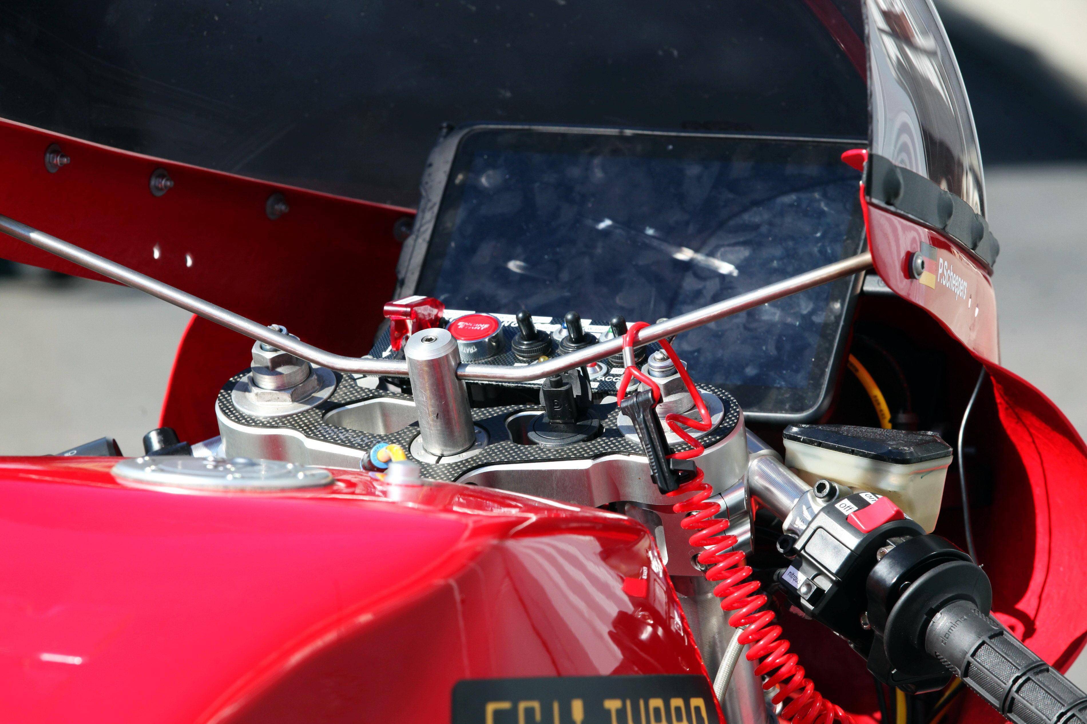 陆地速度世界记录 2023 德国站:suzuki 的涡轮增压机器_系统_摩托车