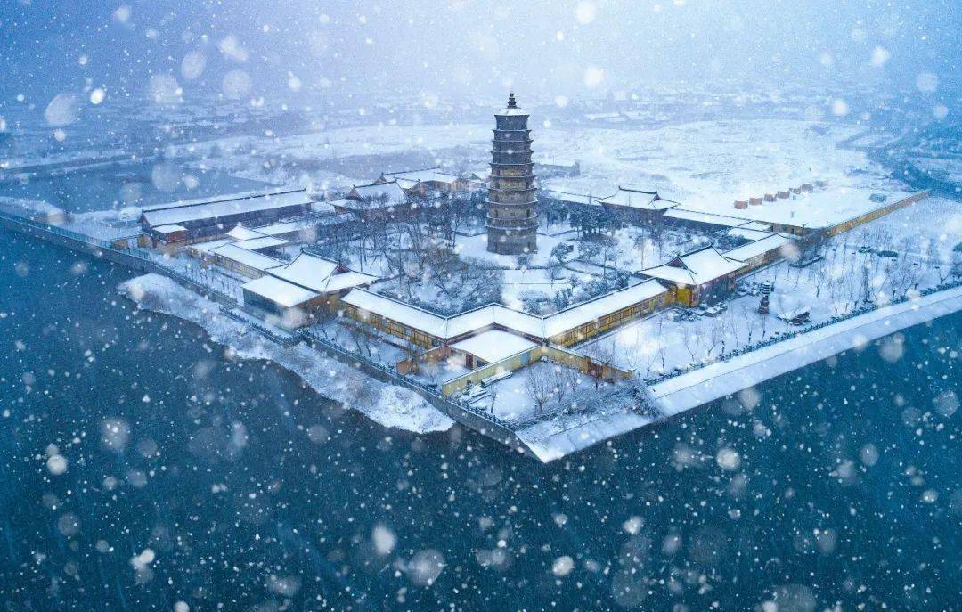 "第二届花果山海清寺迎新年听钟声活动暨海清寺阿育王塔千年庆典"倒