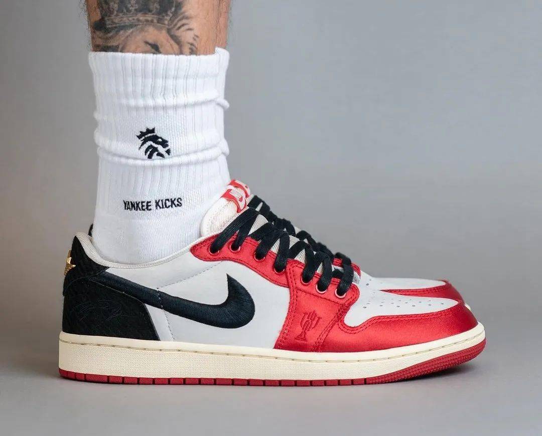 「乔丹亲儿子」aj1 实物上脚!最新消息有了!_trophy_room_jordan